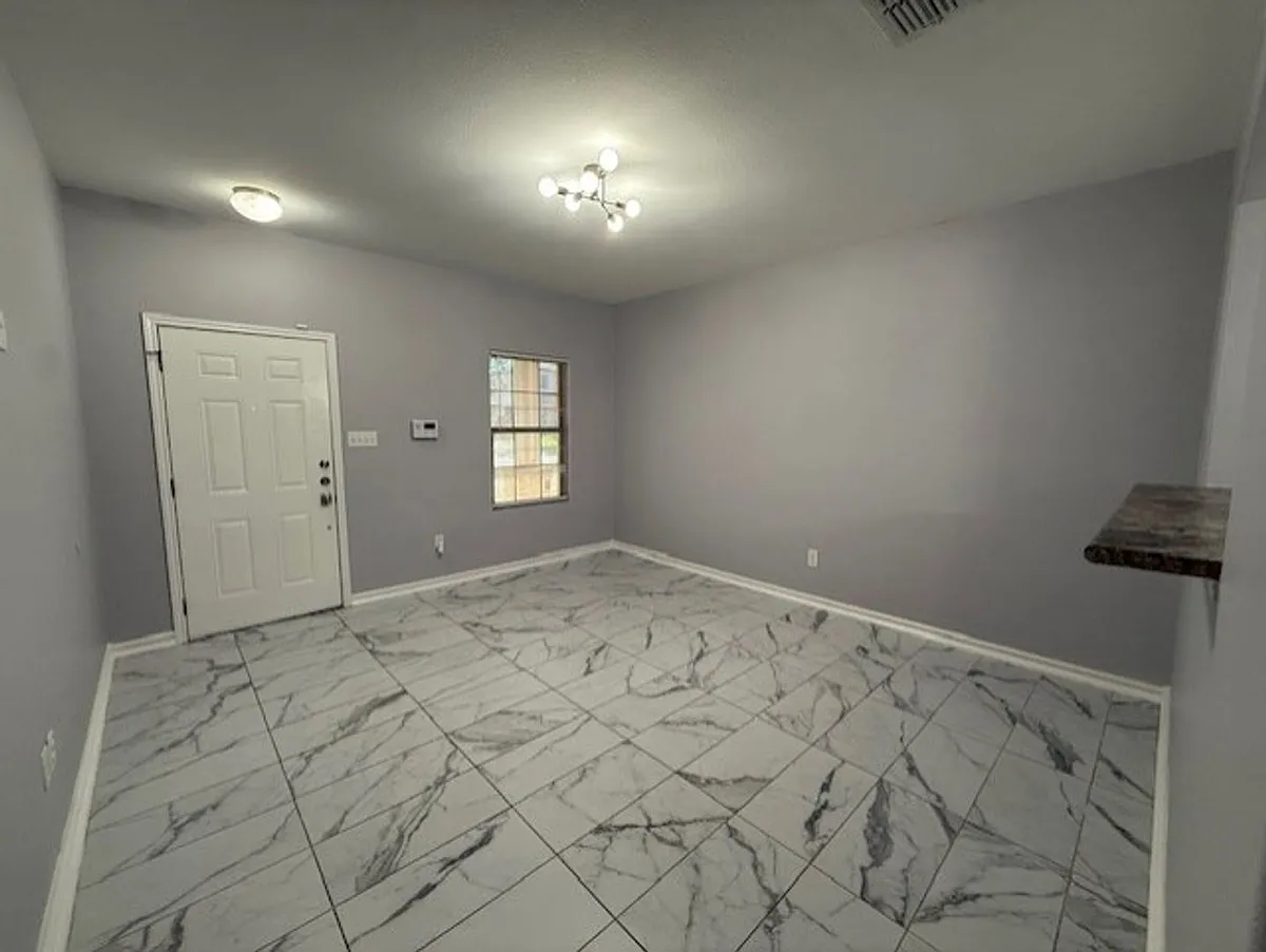 Building Photo - 412 Pargo Dr