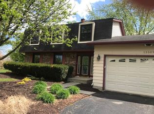 13509 S Red Coat Dr, Lemont, IL 60439
