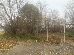 370 McLaughlin Ave, Muskegon, MI 49442