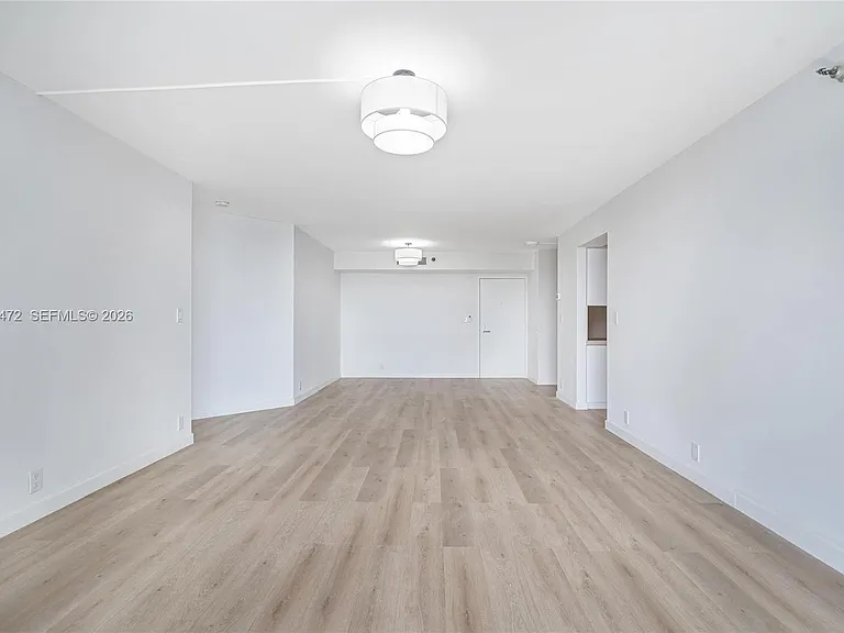 19101 NE 36th Ct #2604 — Photo 7