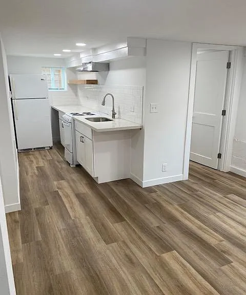 806 SW Henderson St #B — Photo 7