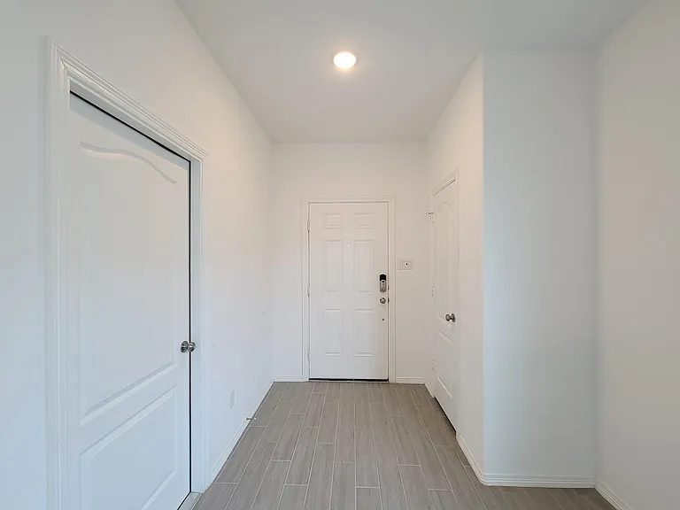 25392 Northpark Lake Dr — Photo 5