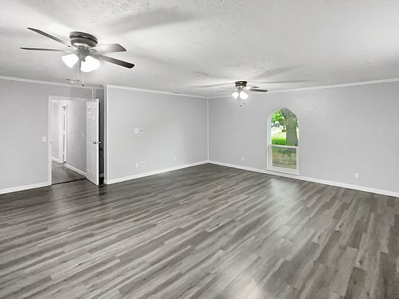 3rd image of 166 Skyline Dr