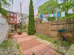 151 Dupont St APT 1R, Brooklyn, NY 11222