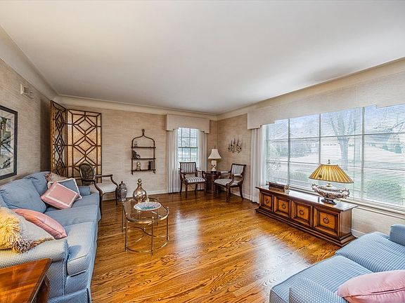 3rd image of 4100 Ellington Ave