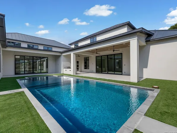 71 Via Aragon, San Antonio, TX 78257