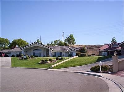 2nd image of 910 Arroyo Way