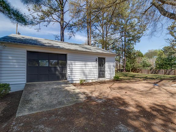 4th image of 7254 Loralea Dr