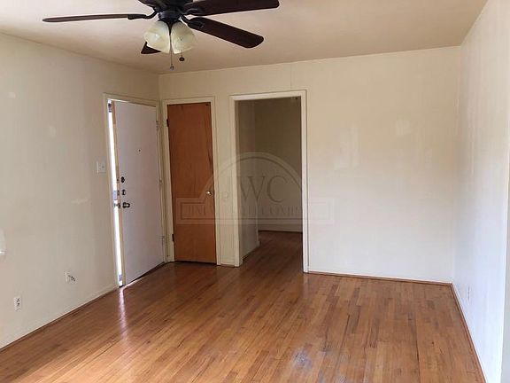 2nd image of 1301 Connell Dr