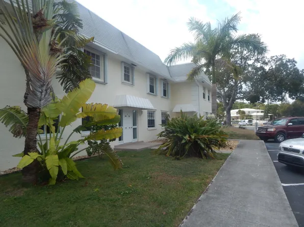 40 High Point Rd Unit F106, Plantation Key, FL 33036