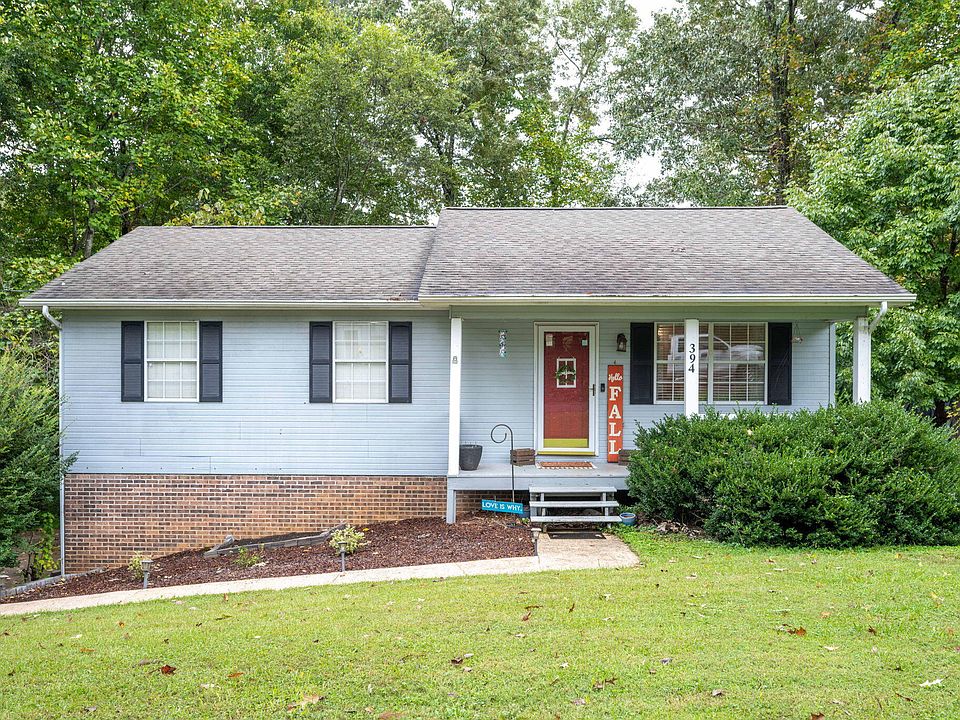 1st image of 394 Moore Cir NE