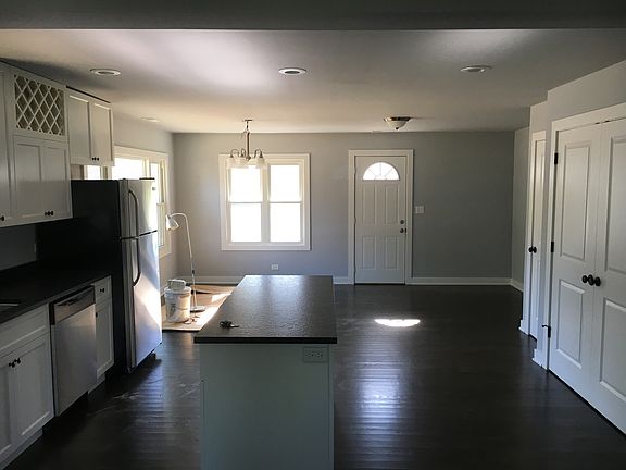 4th image of 333 N Fairfield Ave