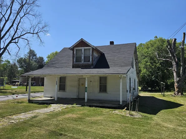 290 W Railroad Ave, Craigsville, VA 24430