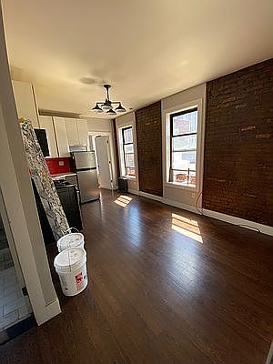 3rd image of 612 W 182nd St APT 6