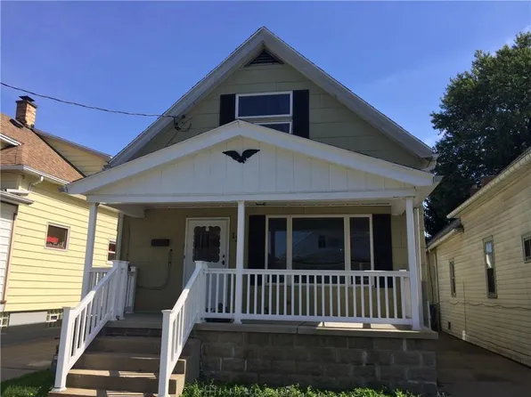 131 Pleasant Pkwy, Cheektowaga, NY 14206