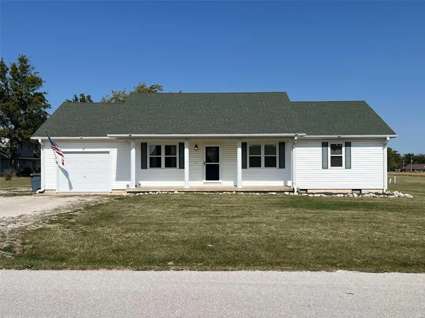 602 McGee Ln, Shelbina, MO 63468