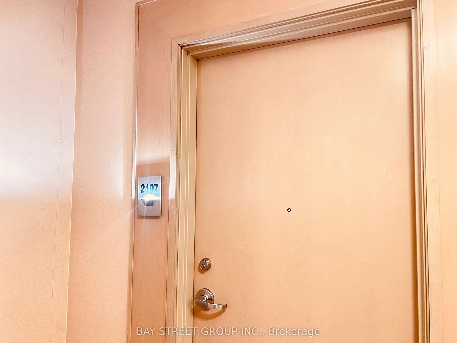2 bed, $2,400 — Photo 2