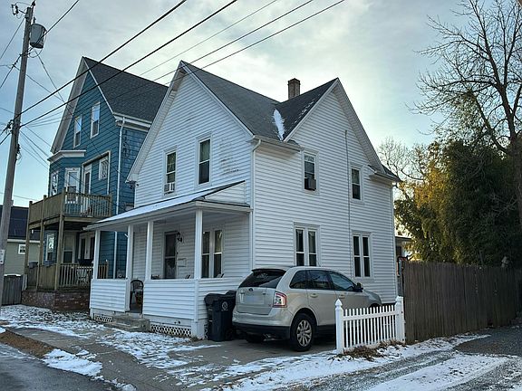 2nd image of 58 Oak Ave