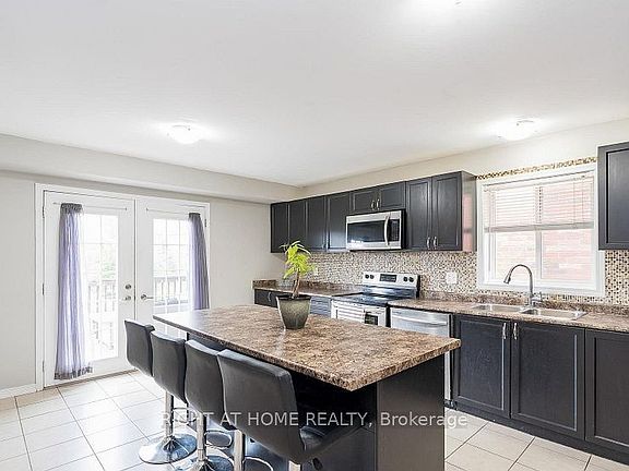 2nd image of 1373 Hunter St