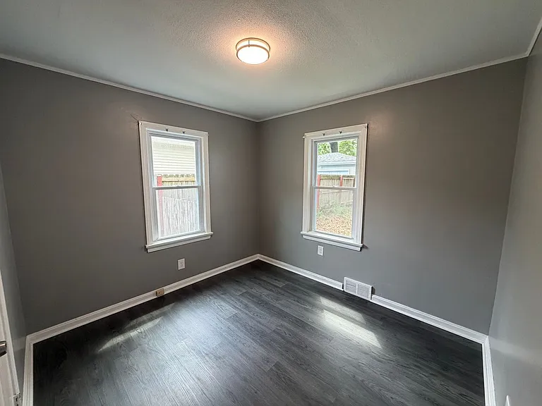 1266 Magnolia Ave — Photo 22
