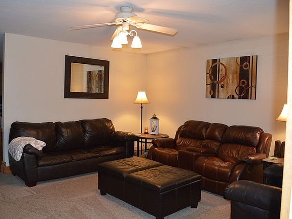 3rd image of 407 N Worth St