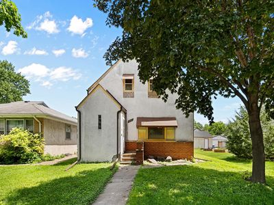 890 26th Ave SE, Minneapolis, MN, 55414