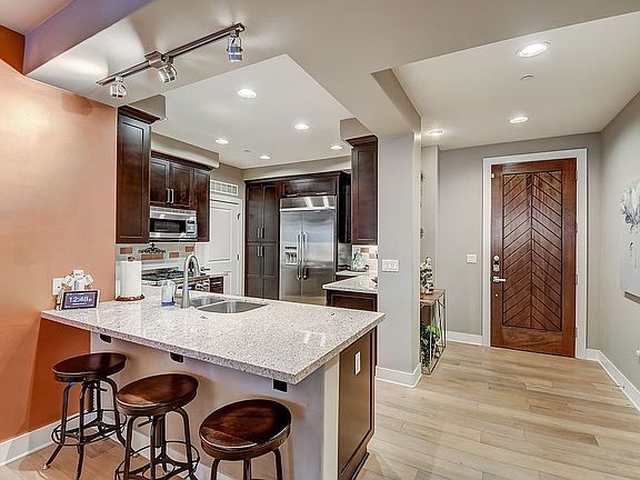 5th image of 4803 N Woodmere Fy #1005