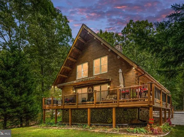 2316 Valentine Dr, Bumpass, VA 23024