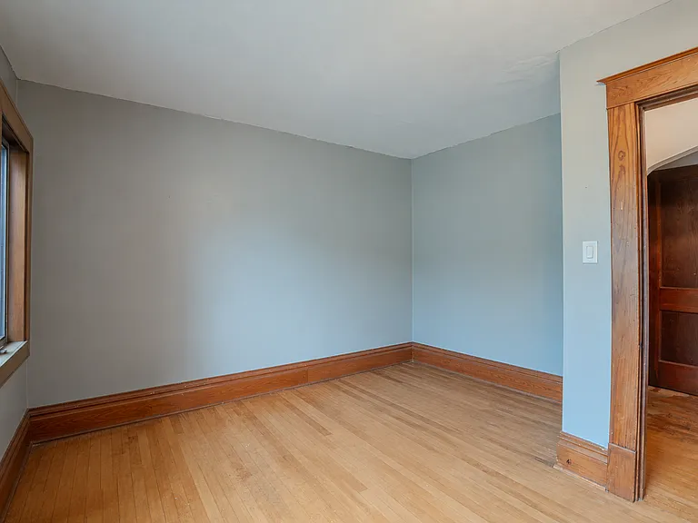 728 N Territorial Rd — Photo 12