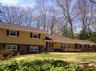 8015 Corteland Dr, Knoxville, TN 37909