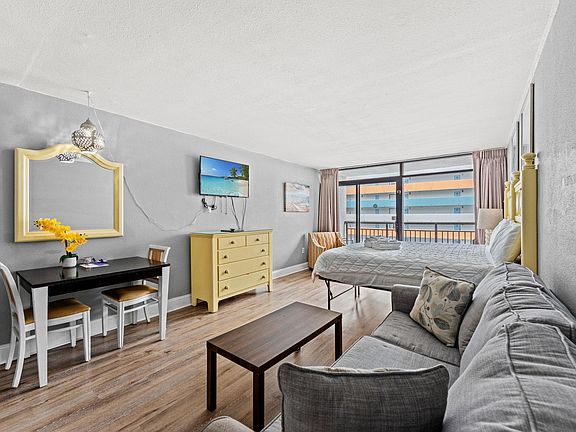 3rd image of 1501 S Ocean Blvd. #1106