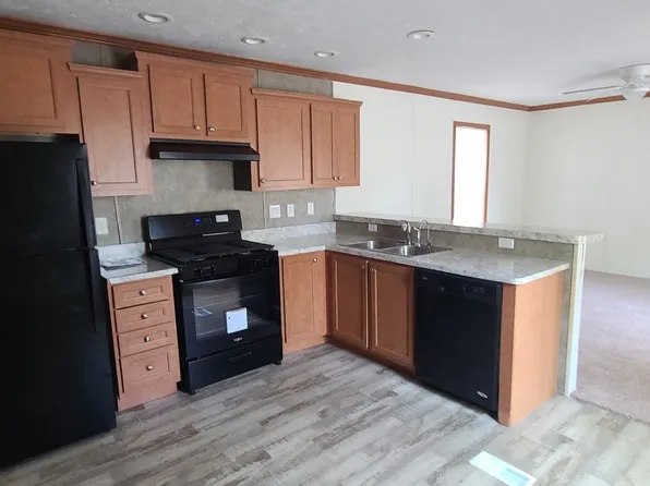 14538 Shady Holw, West Olive, MI 49460