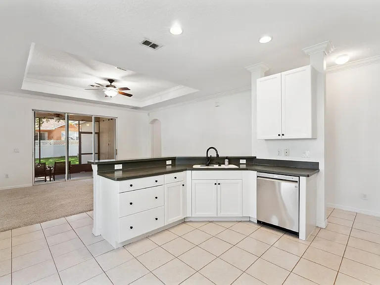 5007 River Gem Ave — Photo 6