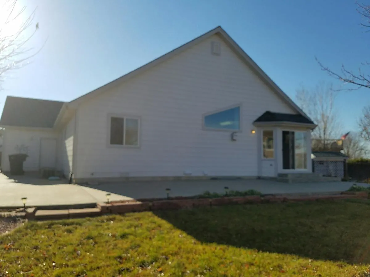 Building Photo - 14718 Josephine St