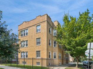 3337 W Byron St APT 1, Chicago, IL 60618
