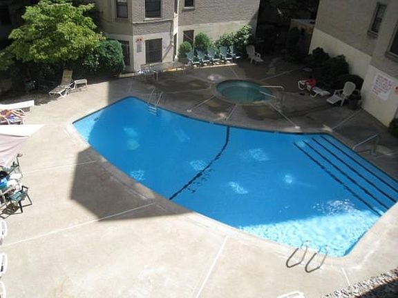 3rd image of 370 Chestnut Hill Ave APT 35