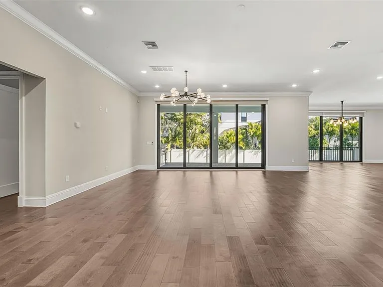 481 W Davis Blvd — Photo 8
