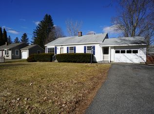 10 Anita Dr, Pittsfield, MA 01201