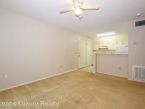 4th image of 1401 S Palmetto Ave APT 703