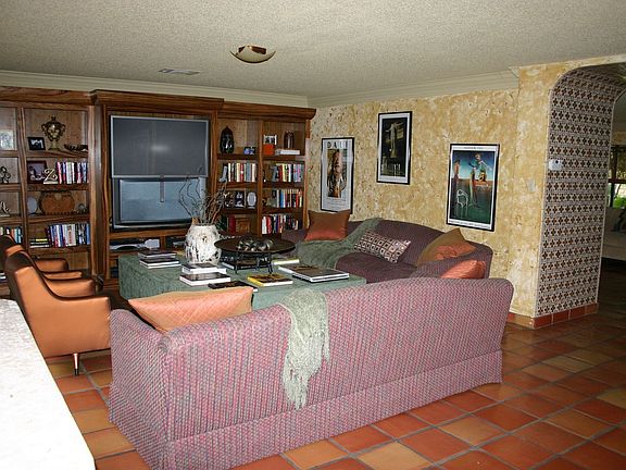 5th image of 11515 Montauk