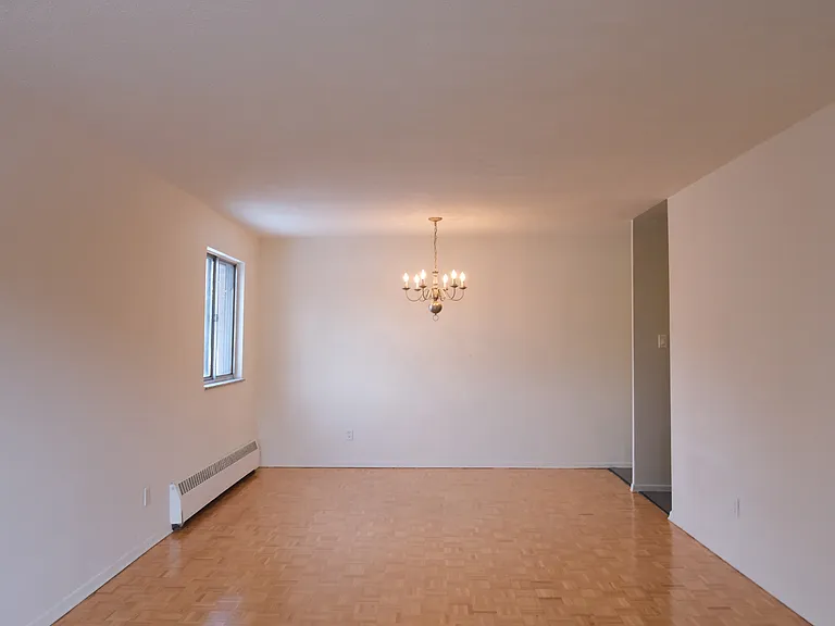 100 Cedar Ave #202 — Photo 3
