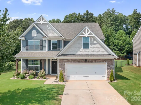 5879 McClintock Dr, Denver, NC 28037