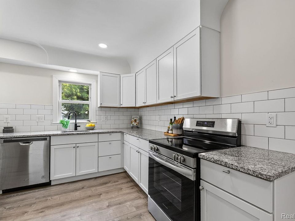 3330 Harris St, photo 10