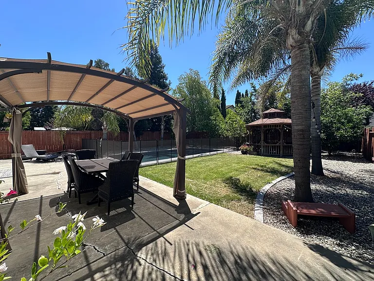 3045 Catalina Island Rd — Photo 35