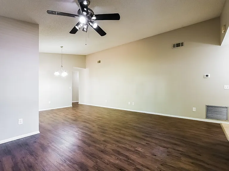 7934 Winter Song Dr — Photo 5