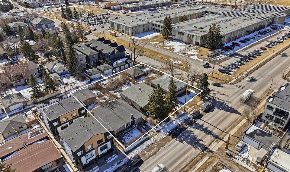 1st image of 2135 N 50th Ave SW