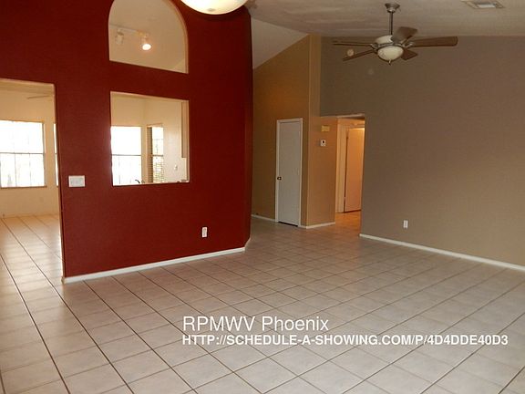 4th image of 1451 E Irwin Ave