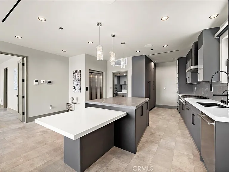 228 Hazel Dr — Photo 19