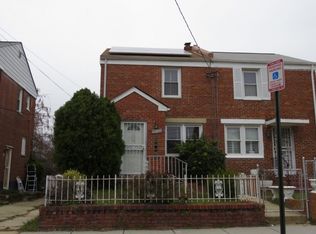 5512 C St SE, Washington, DC 20019