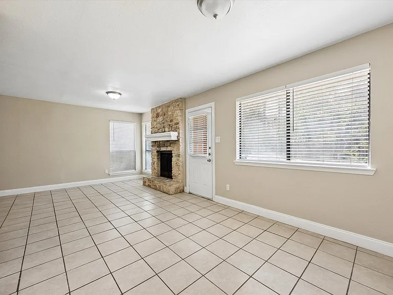 8329 Fathom Cir — Photo 8